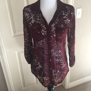 Beautiful burgundy lace top. Size M